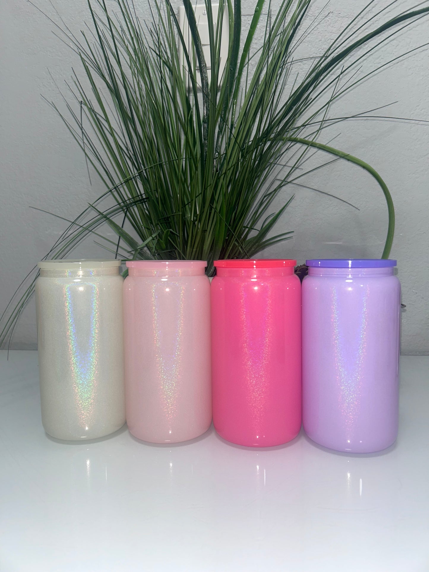 Holographic Cups